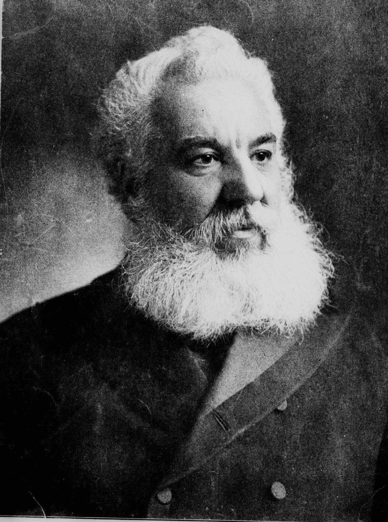 1915: Alexander Graham Bell